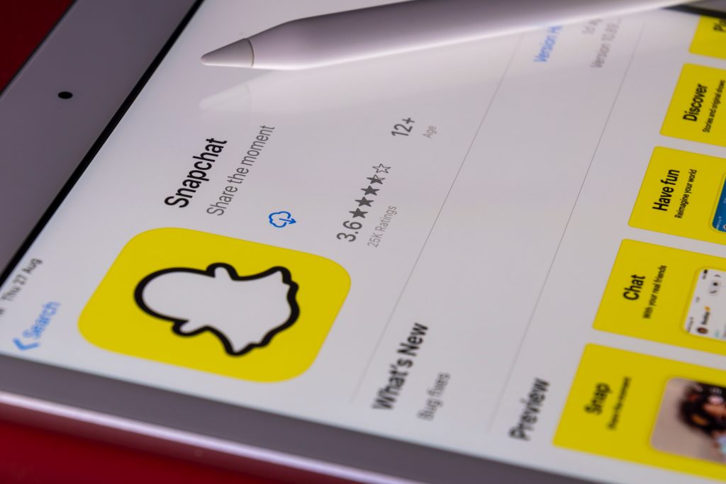 Official Snapchat Accounts Come With Special Perks