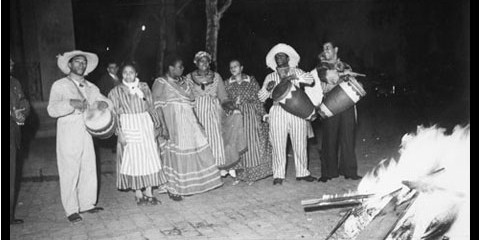 Afroargentines playing candombe porteño near of a bonfire of Saint John (San Juan) in 1938 Source african arguments org