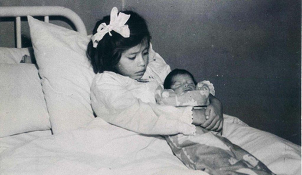 Lina Medina, the youngest mother in history was 5 years, 7 months, and 17 days at the time of delivery. Source: Rare Historical Photos