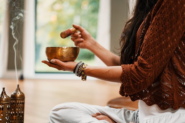 10 Shocking Health Benefits of Meditation