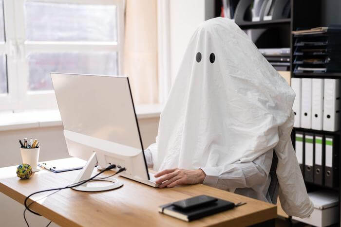 Navigating the Ethical Challenges of Freelance Ghostwriting