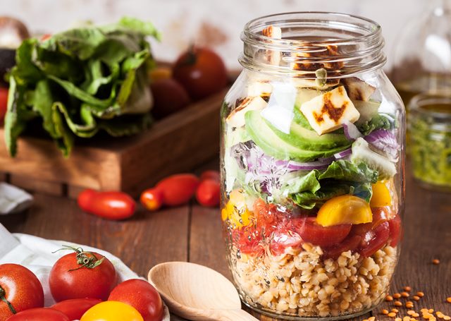 Easy meal prep 2: Mason Jar Salads