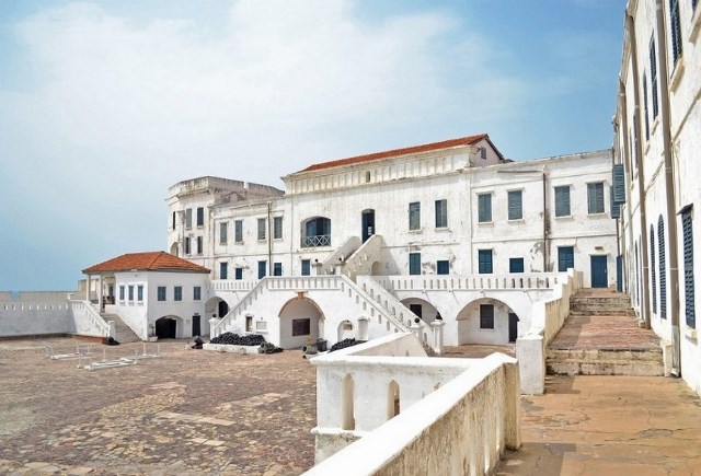 Colonial Architecture incorporated European building signs and some local elements.