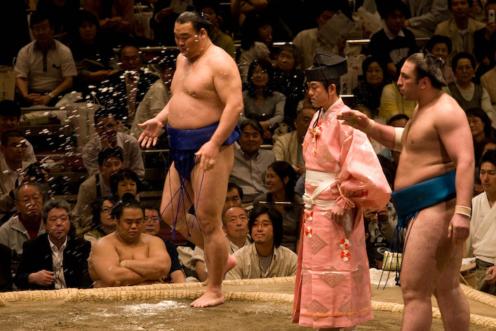 How Do Sumo Wrestlers Maintain Their Weight? | Nicholas Idoko