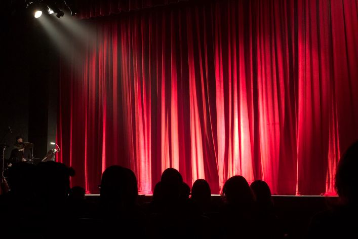 What Makes Live Theater and Concerts a Magical Experience?