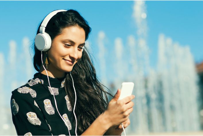 Apps for Music Lovers: Top 10 Must-Haves in 2024